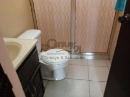 EXCELENTE PROPIEDAD EN RENTA en Santa Catarina - Imagen 6