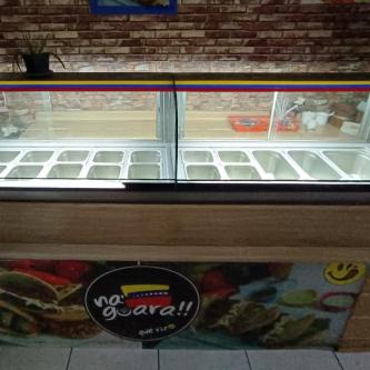 EXHIBIDORA DE COMIDA Y PRODUCTOS FRIOS en Lima - Imagen 3