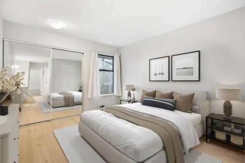 Eagle Ridge Apartments- Gated Community Living with Pool & … in Coquitlam - Image 1