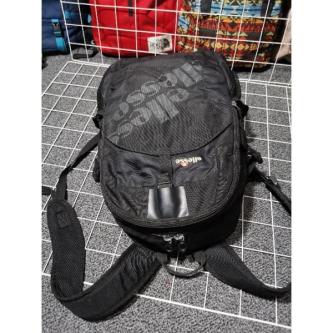 Ellese backpack in Singapore - Image 1