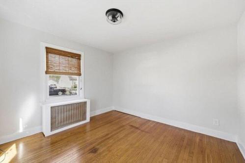 Ellsworth Ave, Springfield, Home For Sale in Springfield - Image 1