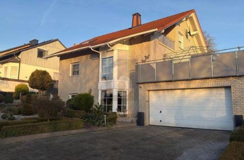 FAMILIENFREUNDLICH - RUHIG GELEGEN - MIT GARTEN in Baunatal - Bild 1