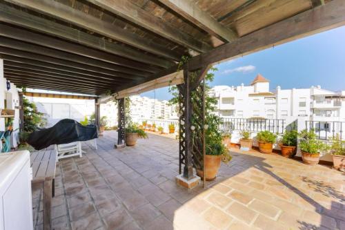 FANTASTICO PISO CON TERRAZA JUNTO AL MAR en Motril - Imagen 1