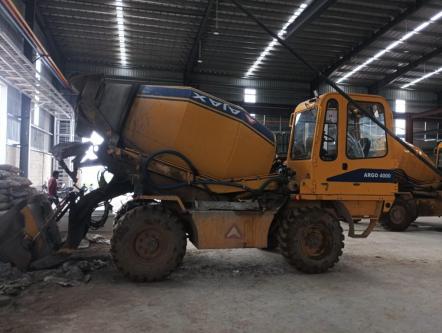 FOR RENT MY AZAX FIORI CONCRETE MIXTURE MACHINE in Karnal - Image 3
