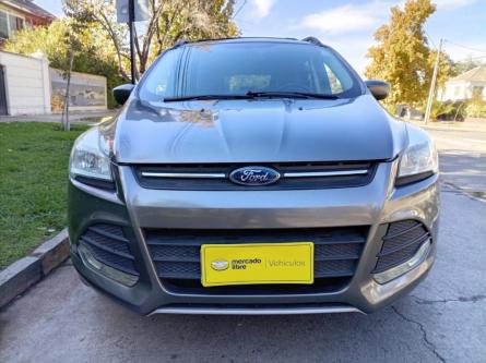 FORD ESCAPE 2.0 SE AUT 2013 IMPECABLE STATION WAGON FULL EQUIPO en Santiago de Chile - Imagen 1