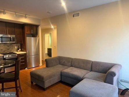 Fenwick Ln Unit,silver Spring, Condo For Rent in Silver Spring - Image 1