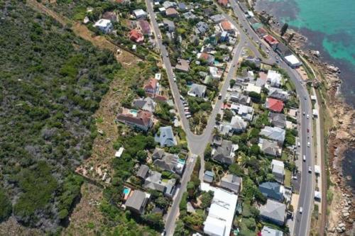 Fish Hoek, Stand With Small in Mitchells Plain - Image 1