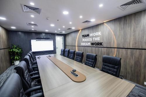 Flexible Offices for Rent | Workspaces Built for Success in Bahrāin - Image 2
