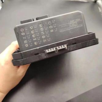 For KOLEOS 2.5 UPC Engine Compartment Fuse Box 1PCS in Kajang - Image 1