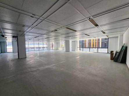 For Rent Lease Warm Shell Office Space 1500 sqm Makati in Makati - Image 2