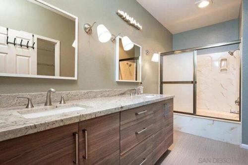 Friars Rd Apt,san Diego, Condo For Rent in San Diego - Image 1