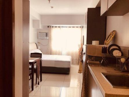 Fully Furnished Studio for Rent Horizon 101 Tower 2 in Cebu City - Image 1