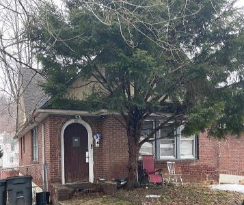 Fulton St in Staten Island - Image 1