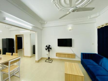 Furnished 2-Bed Flat Rent in Bashundhara R/A in Dhaka - Image 1