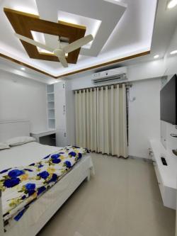 Furnished 3 BHK Apartment Rent In Bashundhara R/A in Dhaka - Image 3