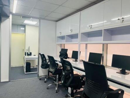 Furnished Office Space Rent In Bashundhara R/A,Dhaka in Dhaka - Image 3
