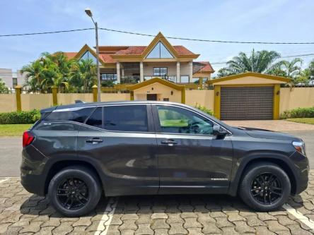 GMC TERRAIN SLE 2021 à Abidjan - Photo 4