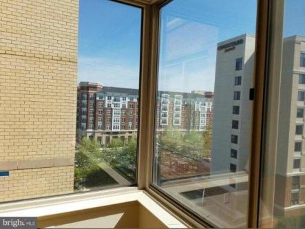 Gallows Rd Apt,vienna, Condo For Rent in Arlington - Image 1