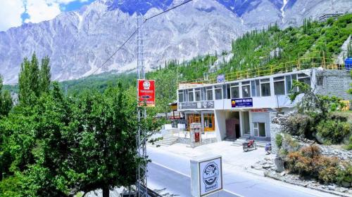 Ganish Inn Hunza in Chaman - Image 1