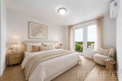 Glenwood Rd Unit B, Brooklyn, Home For Rent in Brooklyn - Image 1