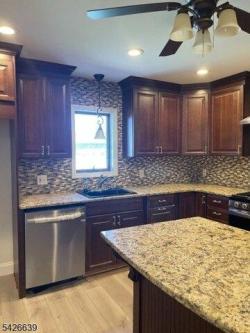 - Gotthardt St Unit,newark, Home For Rent in Newark - Image 1