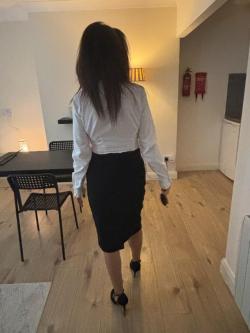 Governess & Strict Master in Dublin - Image 4
