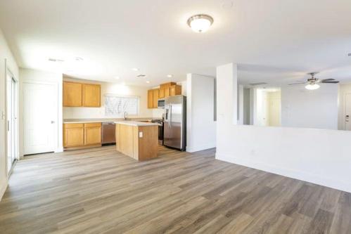 Great Location House For Rent 3Bed CALL NOW in Spring Valley - Image 3