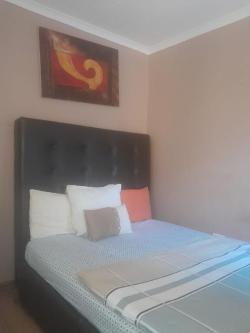 Guest House Near Me in Roodepoort LBE Guest House +27730450058 in Roodepoort - Image 3