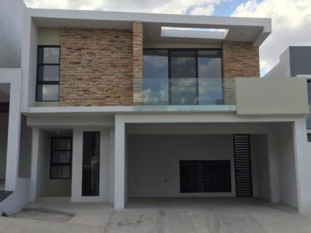 HERMOSA CASA EN RENTA ALBATERRA III en Chihuahua - Imagen 1