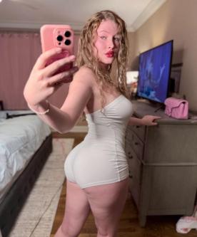 HMU! AVAILABLE RIGHT NOW! I offer full SEXUAL SERVICES AND MASs in Belmont - Image 3