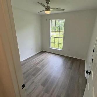 HOUSES AND APARTMENT FOR RENTS in Hamptons - Image 9