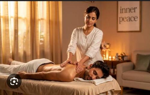 Hain Message Canter Relex Full Body Message Best Spa Service, in Quetta - Image 1