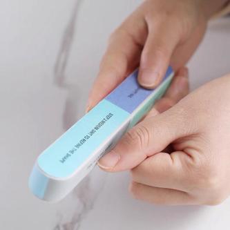 Handy Professional 7-Sided Nail File in Ipoh - Image 1