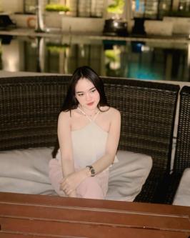 Hello dear I'm Julie a Malay girl seeking a man Nuru Massasge b2 in Singapore - Image 1