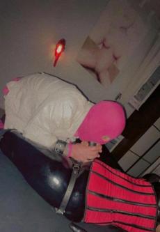 Herrin sucht devote Arschfotze. in Linz - Bild 2