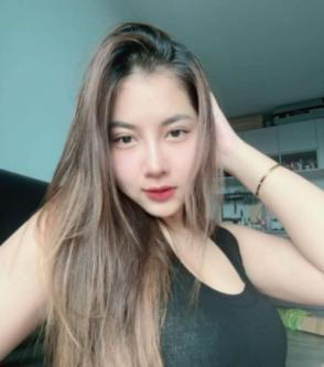 Hi, I am open for massage and sex service in Padang - Image 4
