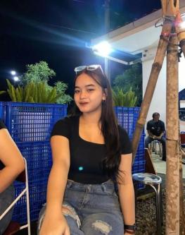 Hi dear i'm resti Open Service Massage Blowjob And Sex Service a in Makassar - Image 2