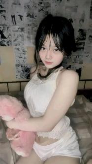 Hi i'm mey, open service massage++ full service Sofifi... in Sofifi - Image 4