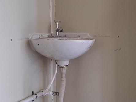 High-Quality Portable Toilet Container for Rent/Sale in Delhi - Image 3