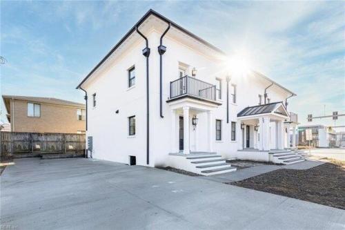 Holly Rd Apt,virginia Beach, Home For Rent in Virginia Beach - Image 1