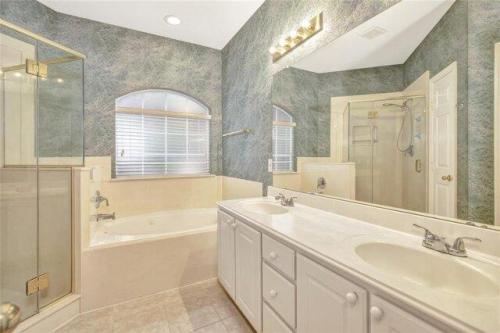 Home For Rent In Houston, Texas in Spring - Image 1