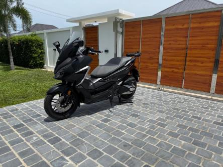 Honda Forza 350 - Mint Condition in Phetchaburi - Image 4