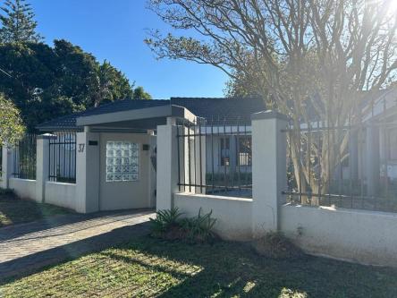 House 1337-ref-411 for Rent in Rondebosch, Cape Town in Cape Town - Image 1