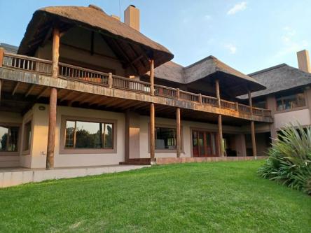 House 1658-ref-1094 for Rent in Ruimsig, Roodepoort in Randburg - Image 1
