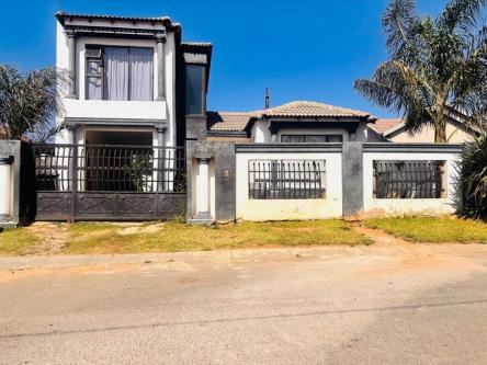 House 2859-ref-203 for Rent in Fleurhof, Roodepoort in Alberton - Image 1