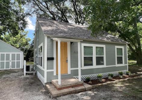 House for Rent in Angleton, Texas, Ref# 202103651 in Pasadena - Image 1