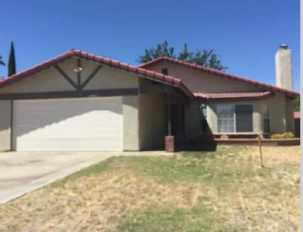 House for Rent in Lancaster, California, Ref# 201987342 in South San Francisco - Image 1
