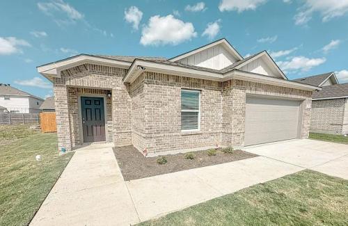 House for Rent in Lorena, Texas, Ref# 202103113 in Altoona - Image 1