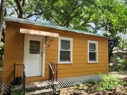 House for Rent in Miami, Florida, Ref# 202058333 in Miami Beach - Image 1