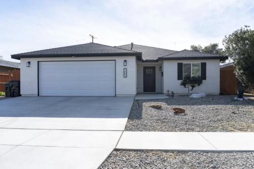 House for Rent in Ridgecrest, California, Ref# 202026845 in Lancaster - Image 1